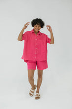 Load image into Gallery viewer, Janni & George Midi Linen Shorts - Fuschia Pink