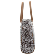 Load image into Gallery viewer, IY Shopper - African Footprint Brown