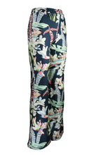 Load image into Gallery viewer, Rush Resort Luxe Pants - Floral Botanical