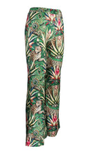 Load image into Gallery viewer, Rush Resort Luxe Pants - Wild Emerald