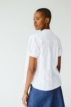 Load image into Gallery viewer, Trinity Joey shirt - white
