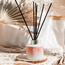 Load image into Gallery viewer, Lundie & Crowe Diffuser - Imagine Lux Classic