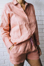 Load image into Gallery viewer, Janni & George Guava Linen Shorts