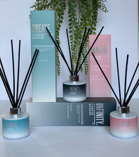 Load image into Gallery viewer, Lundie & Crowe Diffuser - Create Lux Classic