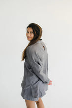 Load image into Gallery viewer, Janni &amp; George Charcoal Linen Shirt
