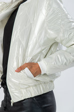 Load image into Gallery viewer, Signature New York Bomber - Crème
