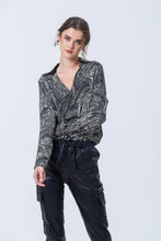 Load image into Gallery viewer, Signature Venice Collared Shirt - Black/Crème
