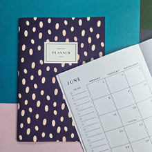 Load image into Gallery viewer, Pink Glitter A4 Planners  - The Spotty One
