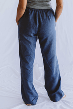 Load image into Gallery viewer, Trinity Ivy Trouser - Navy
