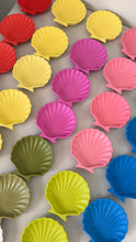 Load image into Gallery viewer, Elikia Shell Tray - Milk
