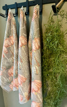 Load image into Gallery viewer, JW Designs Tea Towel - Green Aloe
