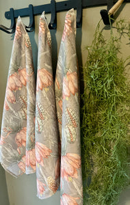 JW Designs Tea Towel - Green Aloe