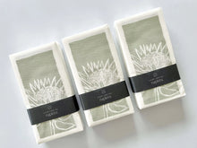 Load image into Gallery viewer, Tableart Slim Disposable Napkins 25pk - Protea Green
