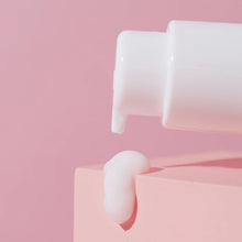 Load image into Gallery viewer, Lumi Glo - The Glo Bright Serum
