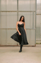 Load image into Gallery viewer, Elula Jess Dress - Black
