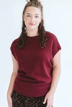 Load image into Gallery viewer, Trinity Denver Pullover - Burgundy
