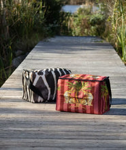 Load image into Gallery viewer, Hayward &amp; Haines  Lunch Bag Large - Leopard Glow Lava &amp; Tea Rose Stripe
