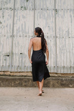 Load image into Gallery viewer, Elula Stevie Dress - Black

