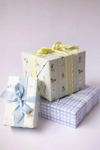 Load image into Gallery viewer, Gift Bow &amp; Co Wrapping Paper - Best in Bows
