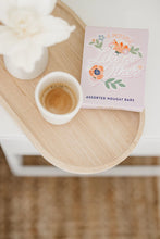 Load image into Gallery viewer, Ma Mere "A Mother like no other" Envelope Nougat Gift Box
