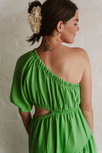 Load image into Gallery viewer, Brit Bom Comes in Waves Dress - Green
