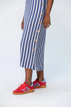 Load image into Gallery viewer, Signature Iris Kaftan - Blue &amp; White

