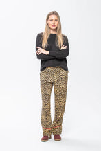 Load image into Gallery viewer, Signature Sydney Wide Leg Pants - Leopard
