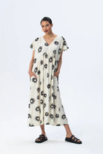 Load image into Gallery viewer, Signature Riviera Dress - Crème/Black
