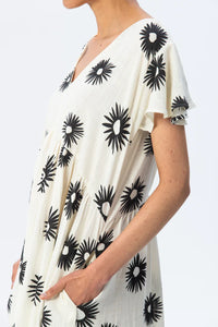 Signature Riviera Dress - Crème/Black