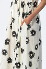 Load image into Gallery viewer, Signature Riviera Dress - Crème/Black
