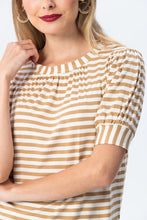 Load image into Gallery viewer, Signature Aspen Summer Tee - Crème /White
