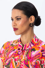 Load image into Gallery viewer, Signature Cassis Shirt -Pink Abstract

