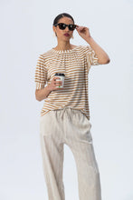Load image into Gallery viewer, Signature Aspen Summer Tee - Crème /White
