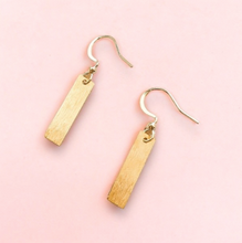 Load image into Gallery viewer, Summer &amp; Salt The Colby Earrings
