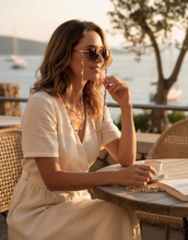 Load image into Gallery viewer, Summer &amp; Salt Glasses String - The Sea Shell
