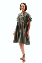 Load image into Gallery viewer, Trinity Jasmine Linen Dress - Green
