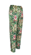 Load image into Gallery viewer, Rush Supreme Velvet Cuff  Pants - Wild Emerald
