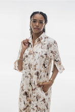 Load image into Gallery viewer, Jo Champ Slit Sleeve Linen Dress - Floral Cream &amp; Beige Linen
