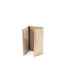 Load image into Gallery viewer, Evie Three-Quarter Pebble Leather Trifold Wallet - Vanilla Frappe
