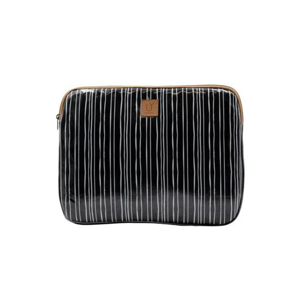 IY Laptop Sleeve Medium - Stripe Black & White