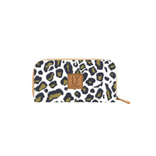 Load image into Gallery viewer, IY Wallet - Leopard Khaki
