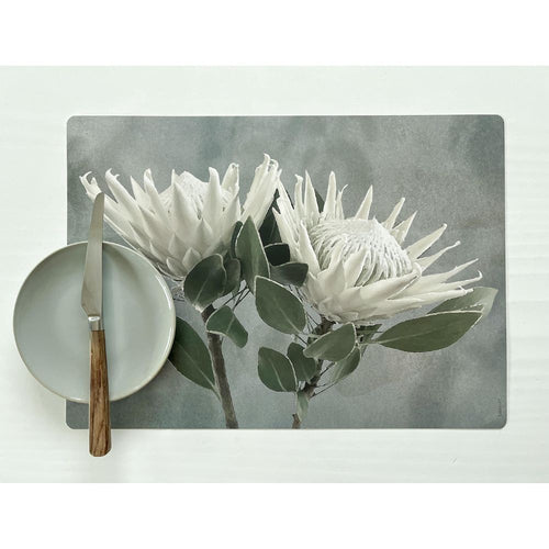 Tableart Reusable Placemats Rectangular 4 pack - Double White King Protea