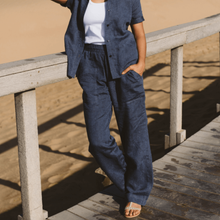 Load image into Gallery viewer, Trinity Ivy Trouser - Navy
