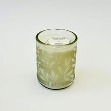 Load image into Gallery viewer, Unwined  Merlot Candle
