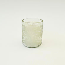 Load image into Gallery viewer, Unwined Sauvignon Blanc Candle

