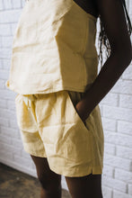 Load image into Gallery viewer, Janni &amp; George Lemon Linen Shorts

