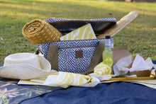 Load image into Gallery viewer, IY Courtney Cooler - Spotted Black on White
