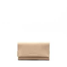 Load image into Gallery viewer, Evie Three-Quarter Pebble Leather Trifold Wallet - Vanilla Frappe
