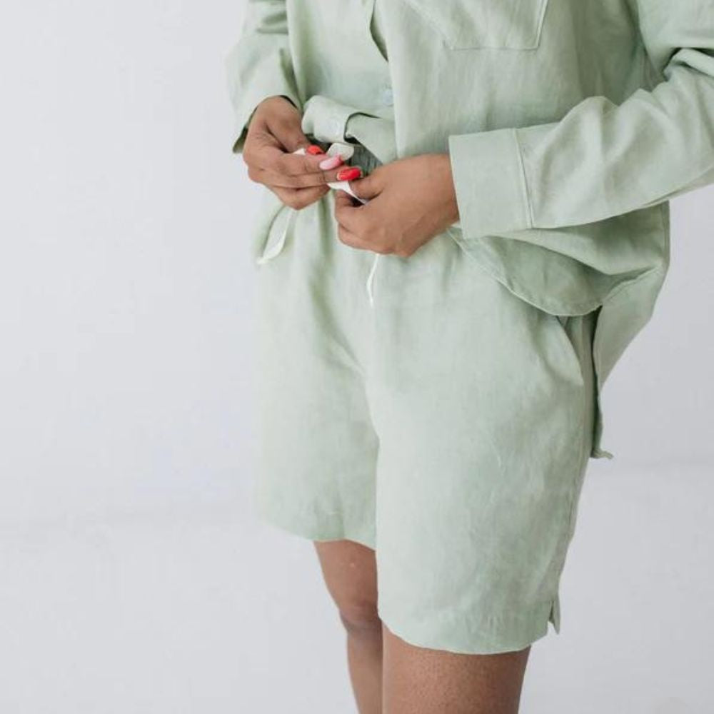Janni & George Midi Linen Shorts - Mint Green