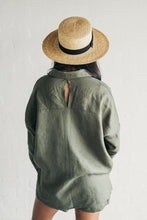 Load image into Gallery viewer, Janni &amp; George Linen Shirt - Olive
